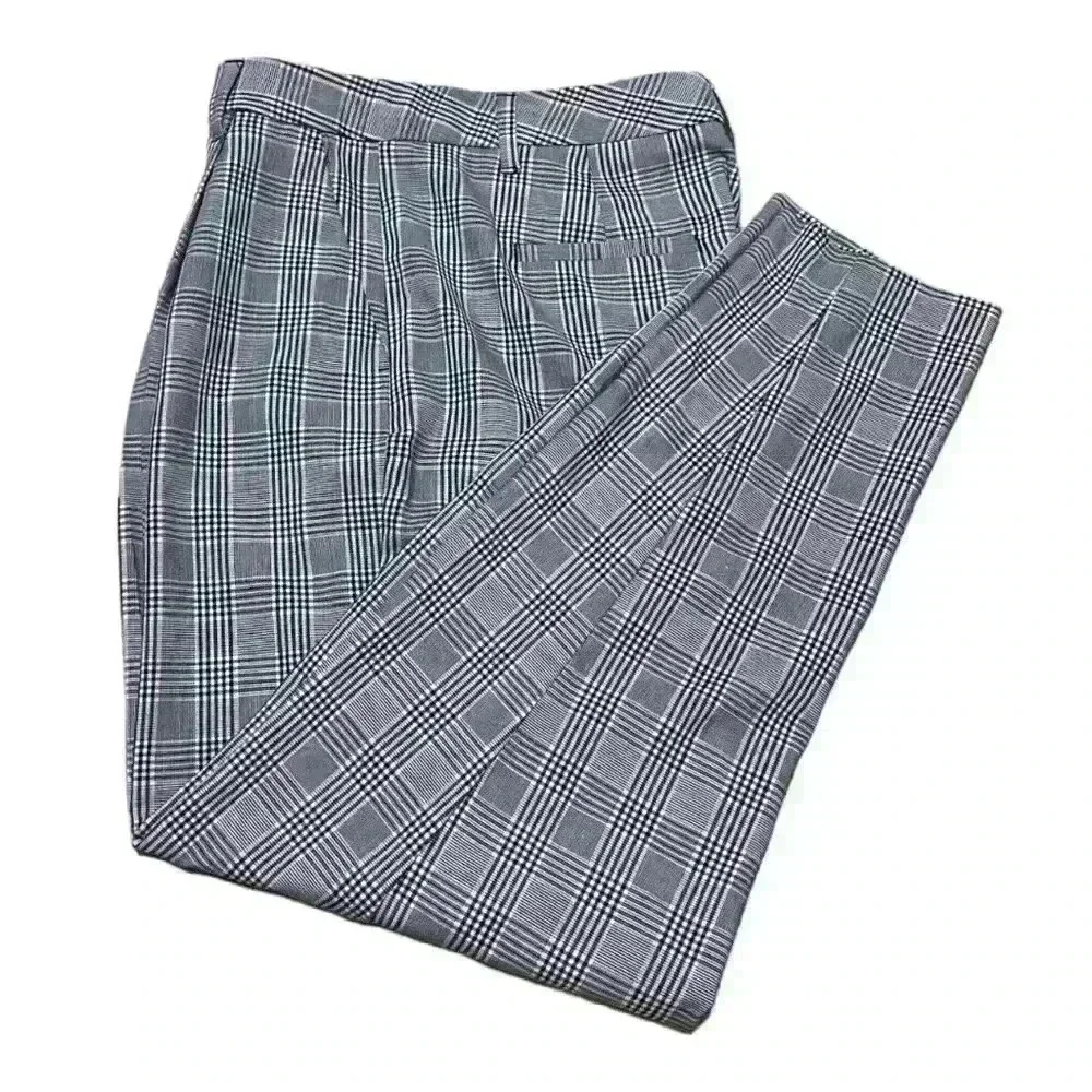 Banana Republic Women’s High Rise Tapered Plaid Pants - Picture 2 of 8